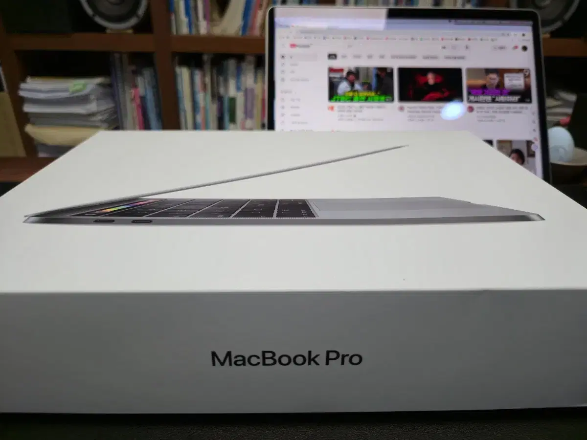 MacBook Pro 13 2019