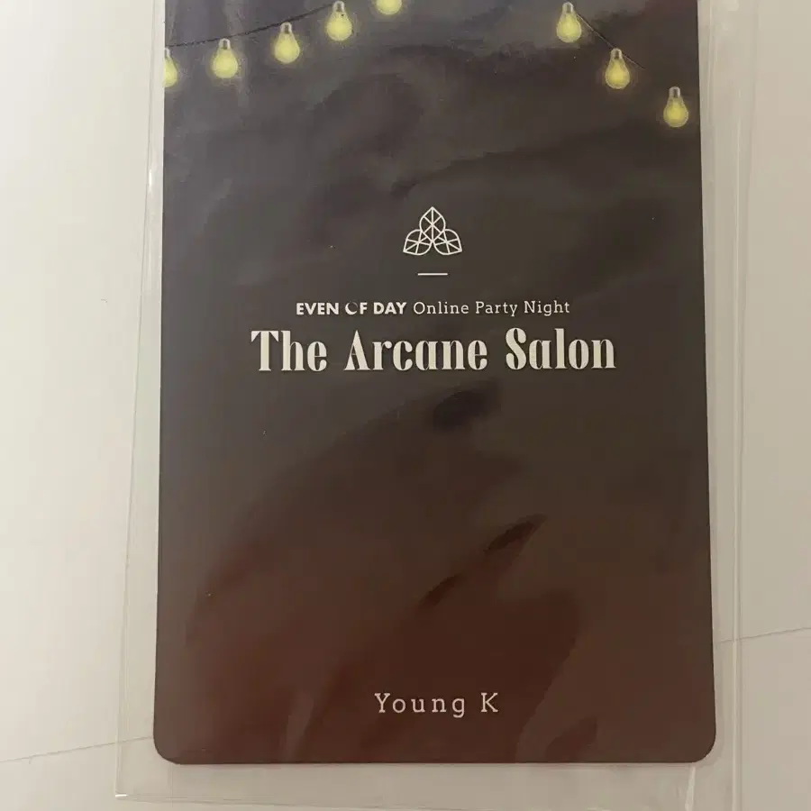 The arcane salon 영케이 포카