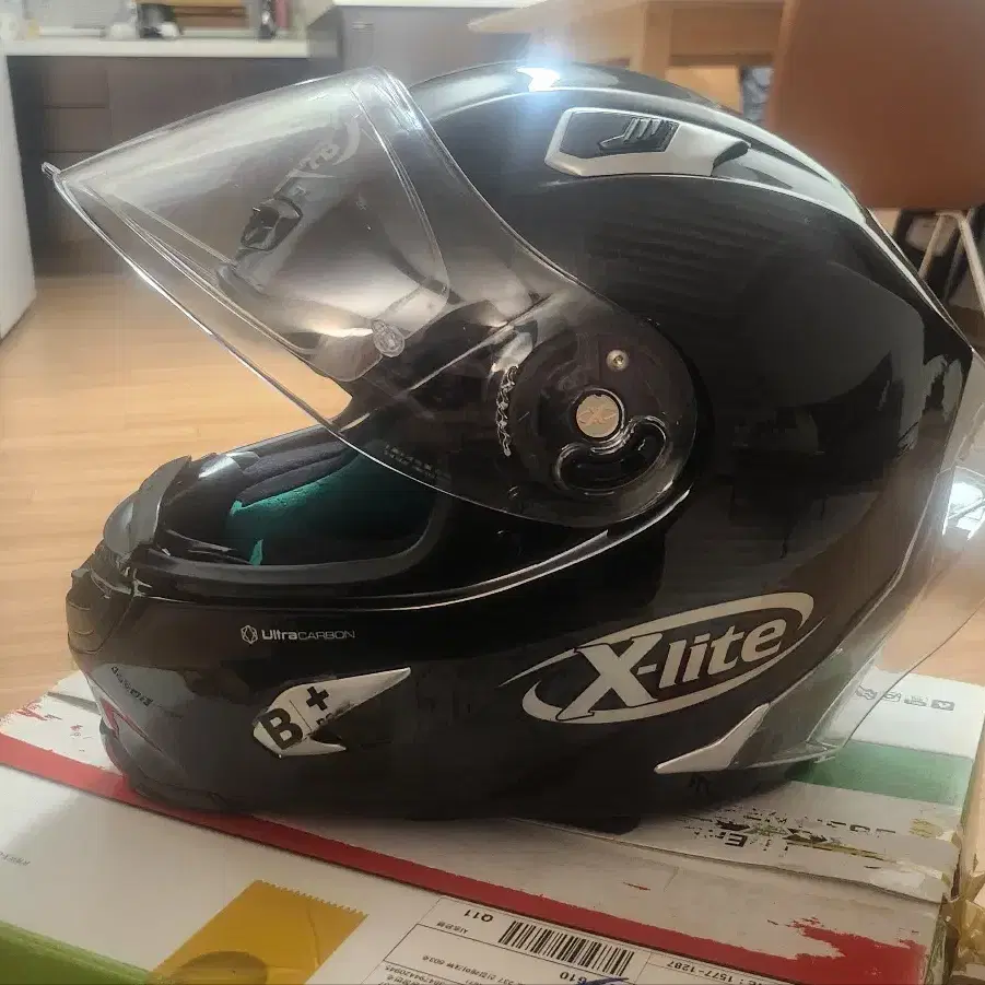 Xlite 803RS, AGV K-5 tempest 헬멧 판매합니다.