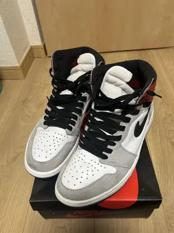 조던1 스모크 그레이 하이컷
