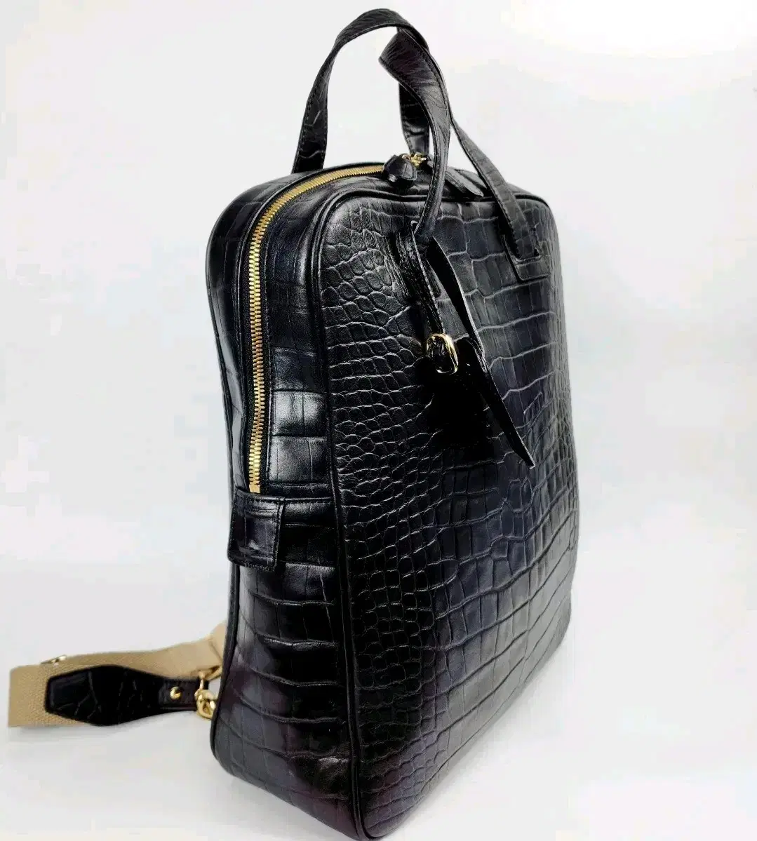 Genuine Linui Leather Backpack