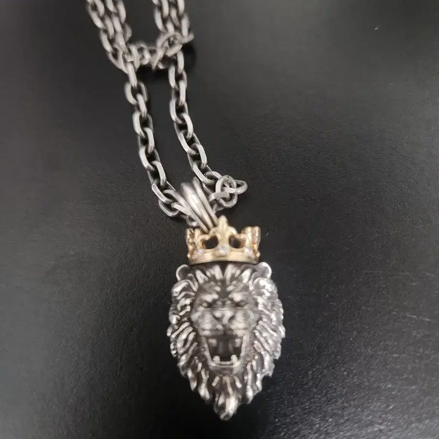 웰스오너 사자목걸이 crown lion necklace(14k)