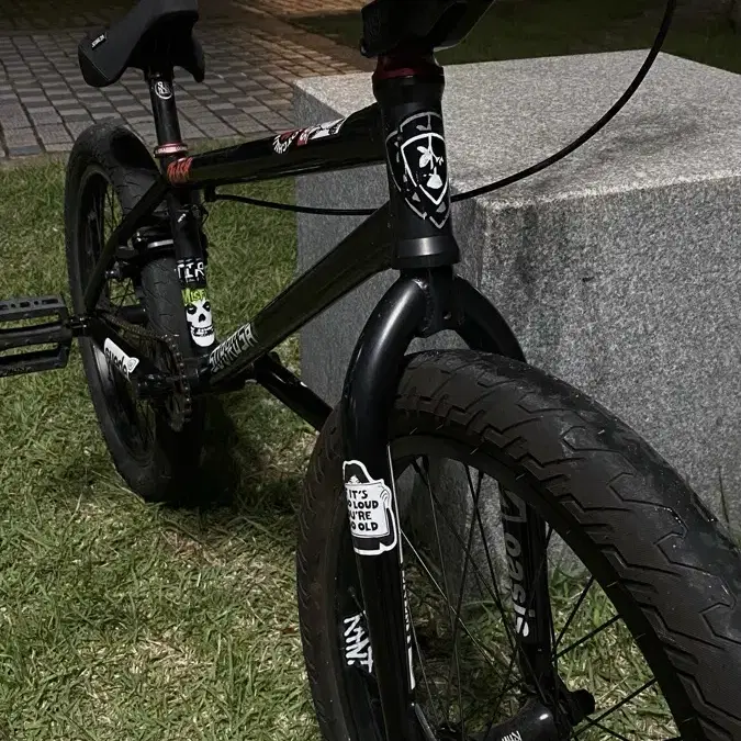 서브로사 타이로 bmx