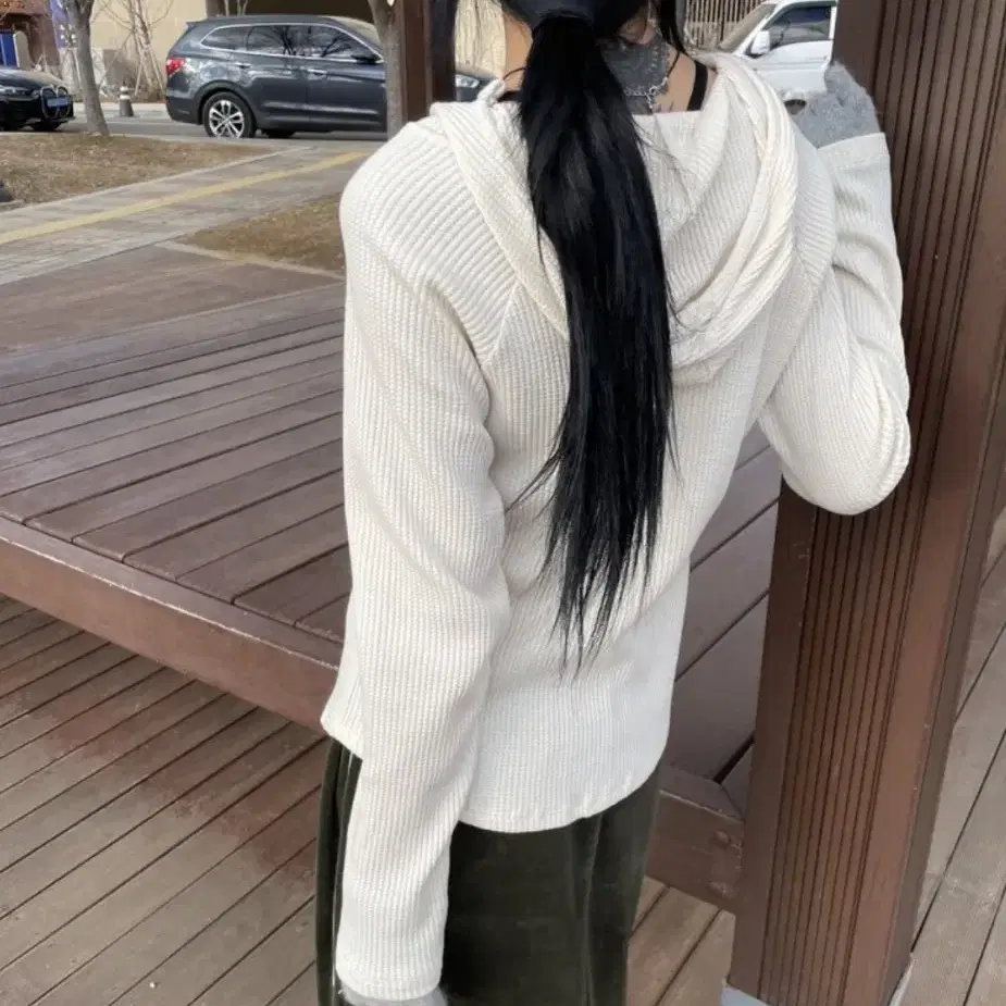 모래하우스 크로스 버튼 와플 후드 #아이보리