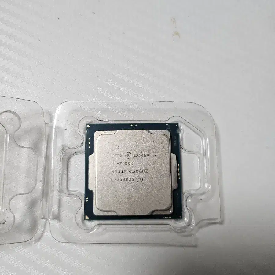 인텔 I7 7700k