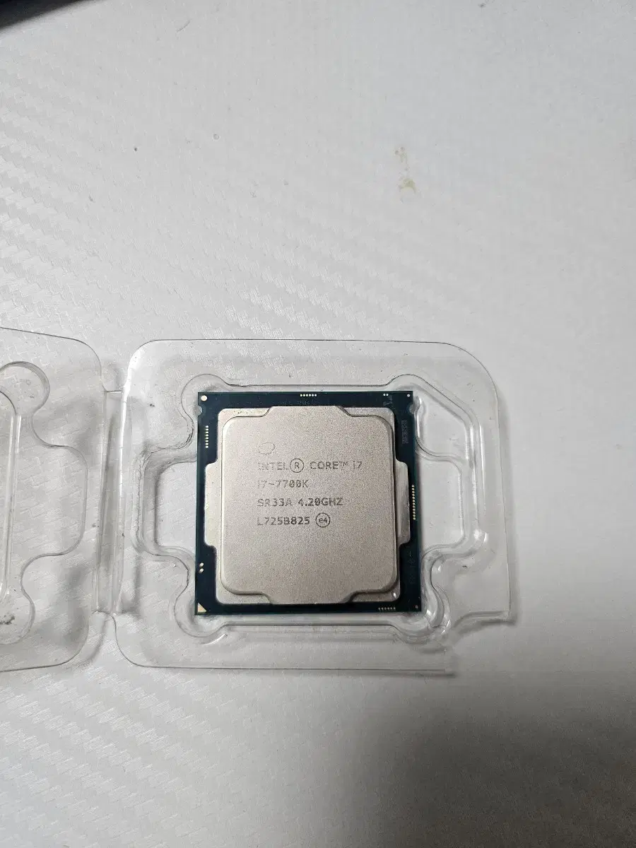 인텔 I7 7700k