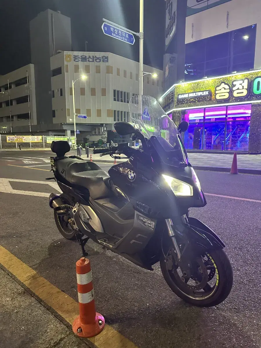 Bmw c600s (xmax대차환영)