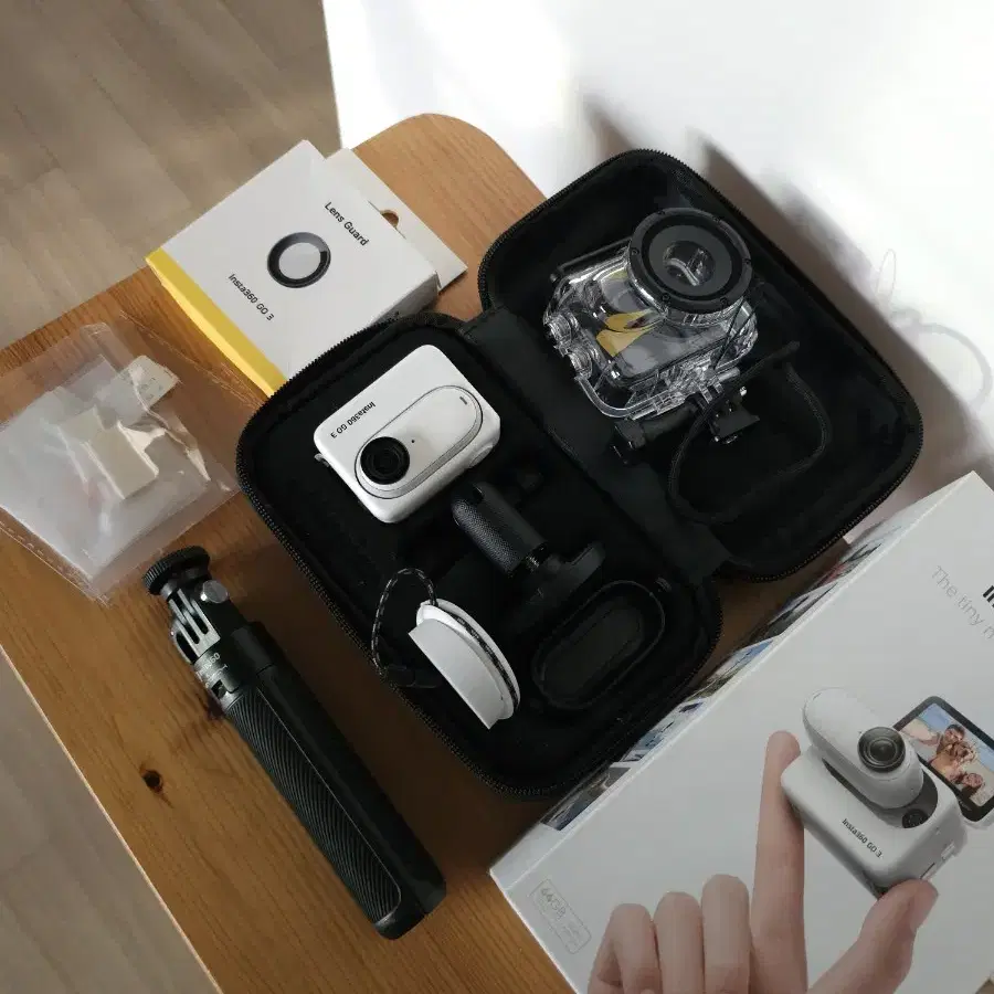 Insta360 GO 3 풀세트 64g 액션캠