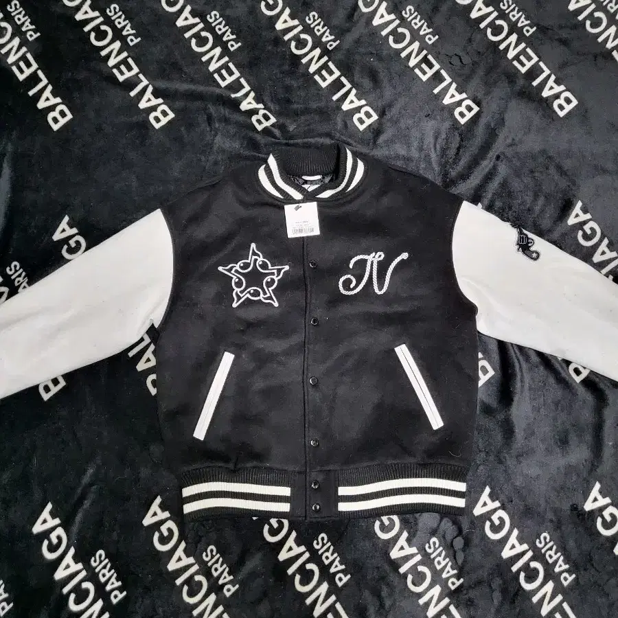 [MLB] Varsity Hooded Short Padding ☆送料込☆ 3size) Next Door Ripstop Varsity Jacket Embroidered Big Logo