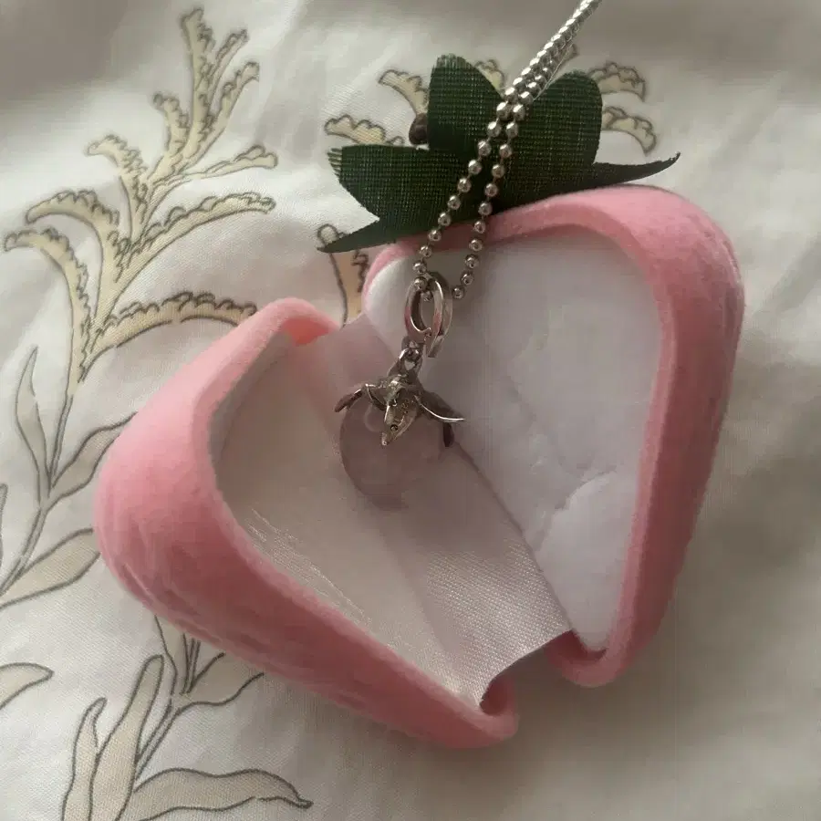 하이메 haime 딸기 목걸이 pink strawberry necklac