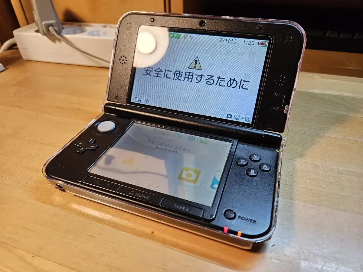 닌텐도 3DS XL(구큰다수) 일본판