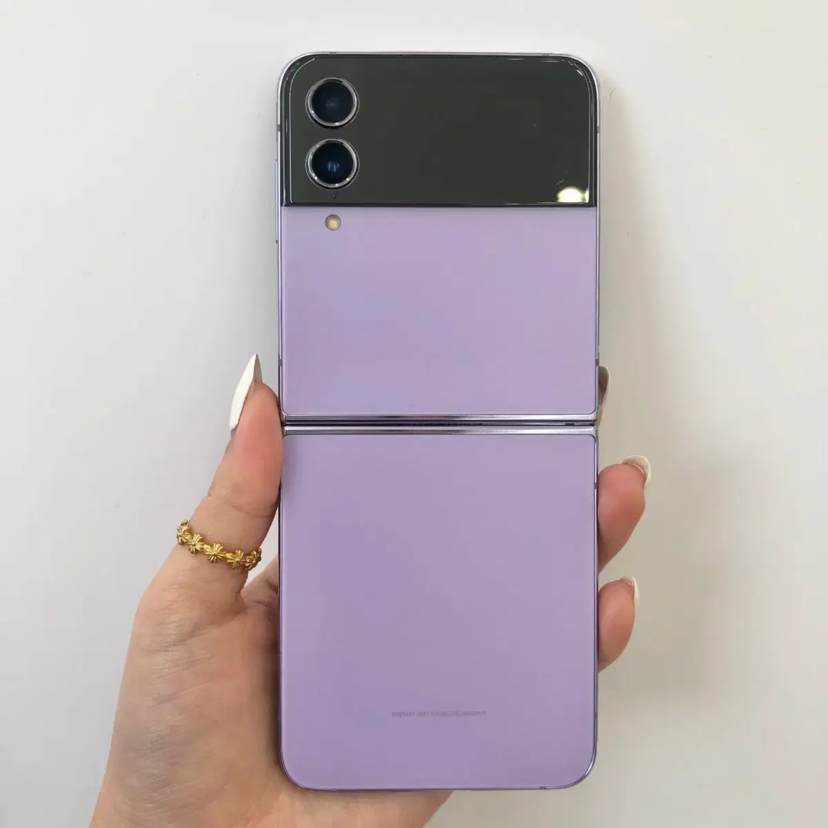 Re-furbished Galaxy Z Flip 4 (F721) Purple 256GB sell 57363