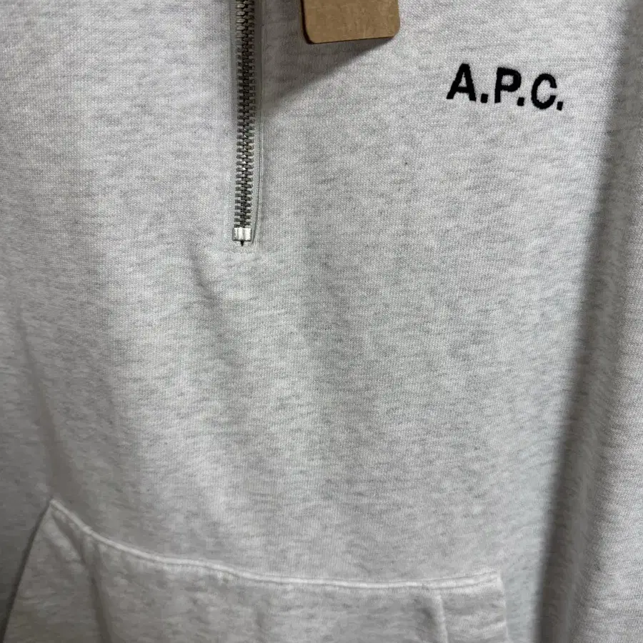 A.P.C 아페쎄 반집업 맨투맨 XL (새상품)