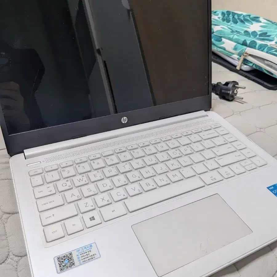 HP 노트북 14s-dq2573TU SSD 256GB 팝니다.