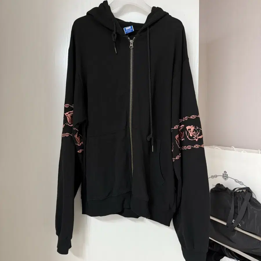 미스치프 BANDED ZIP HOODY rose black 후드집업