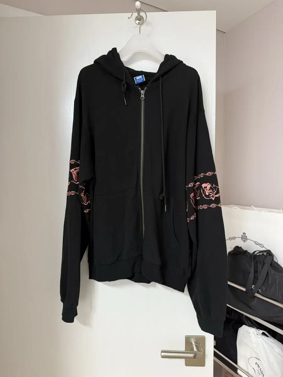 미스치프 BANDED ZIP HOODY rose black 후드집업