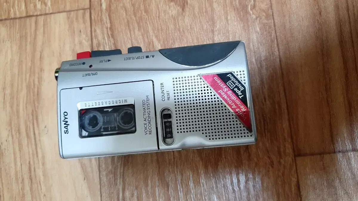 작동실사2번째 Nippone Sanyo micro cassette