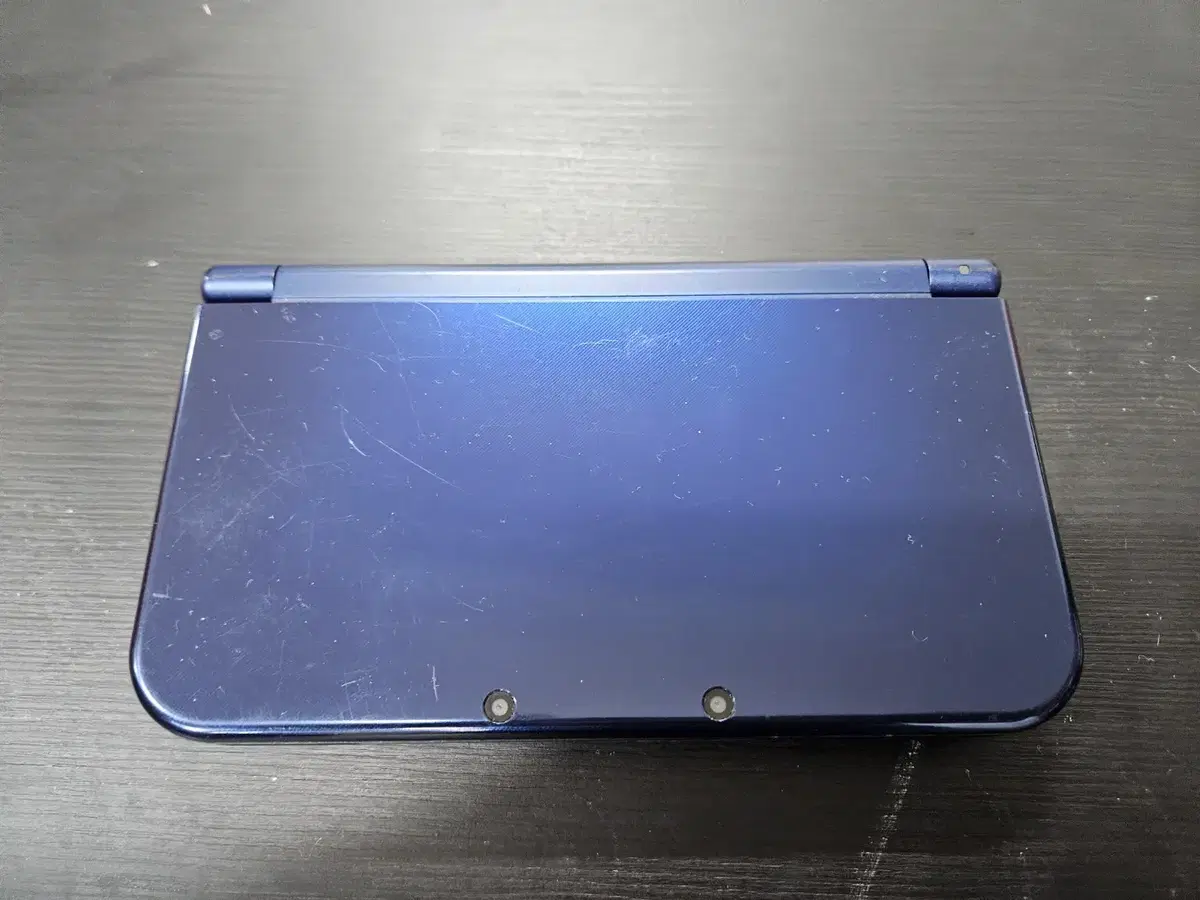 닌텐도 뉴큰다수 NEW 3DS XL 팝니다