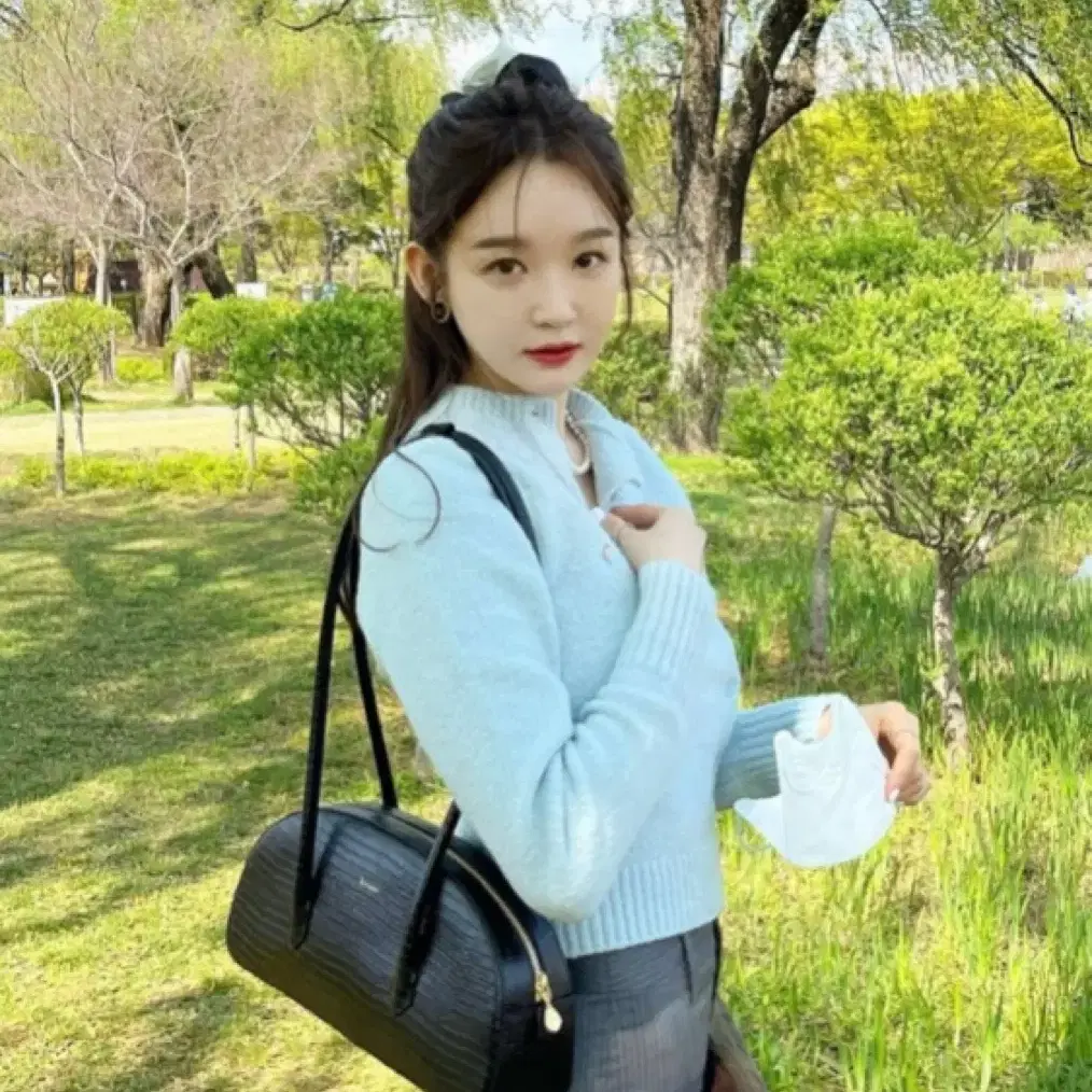 아비에무아 강민경 아보트백 숄더백 가방