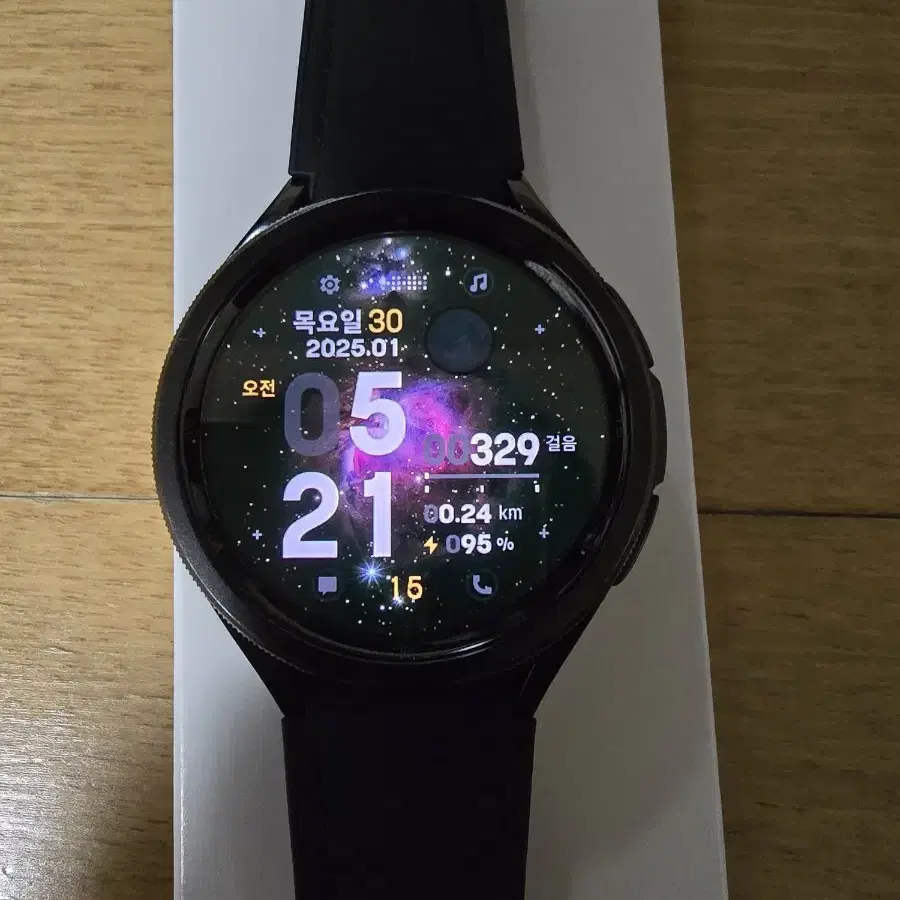 갤럭시워치6 클래식 47mm 블루투스 팝니다.