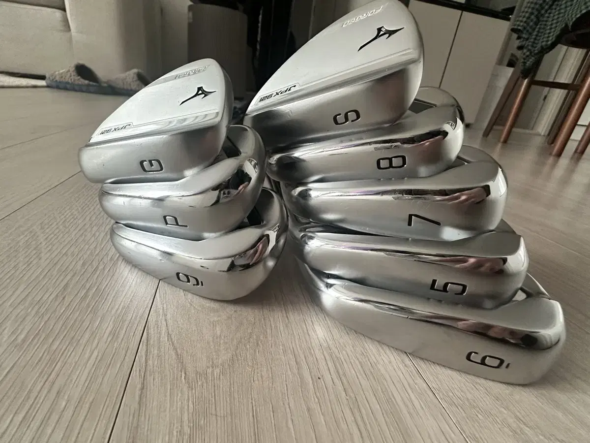 미즈노 JPX 921 forged 아이언, 웻지 총 8개 판매합니다.