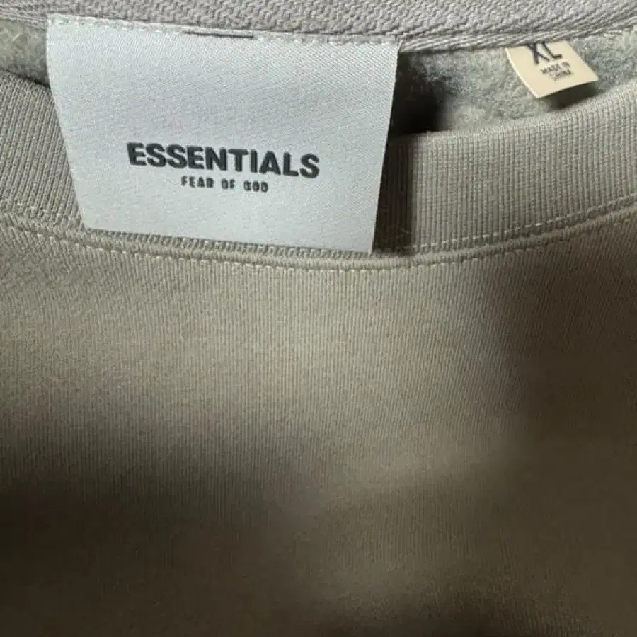 피어오브갓 ESSENTIALS 스웻셔츠 XL 카키