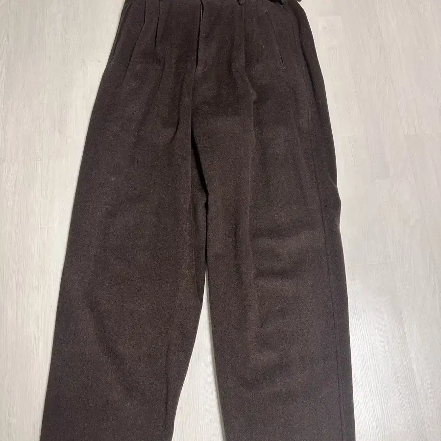 Goi / warrior pants wool brown