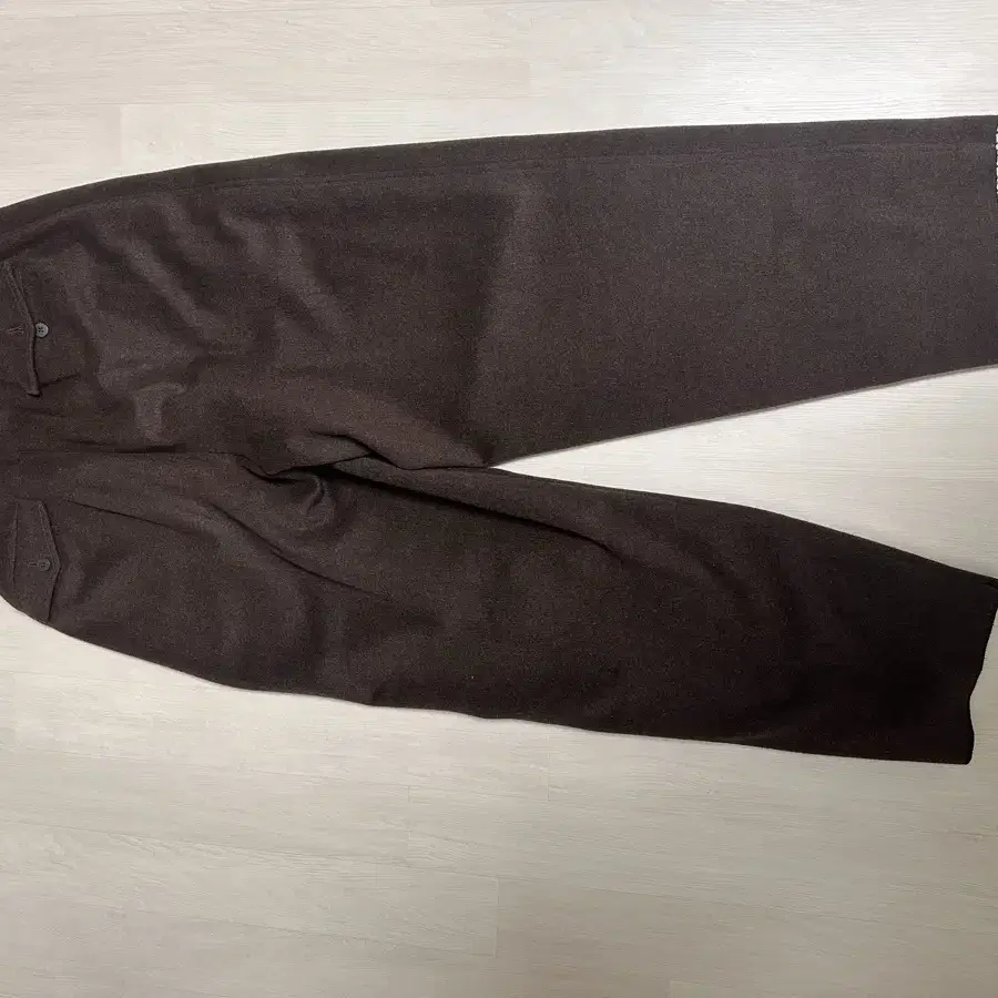 Goi / warrior pants wool brown