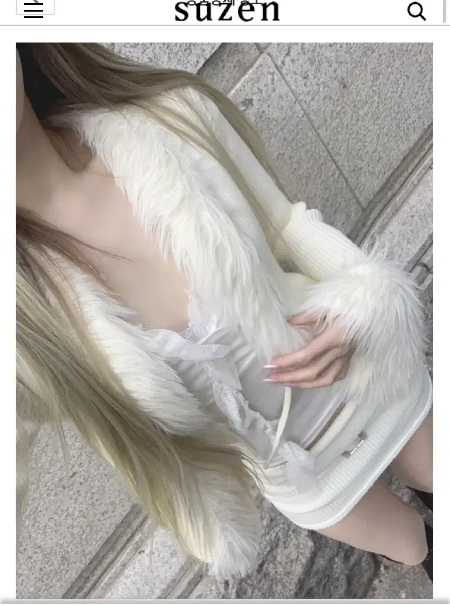 스젠 가디건 Creme bean strap fur cardigan 블랙