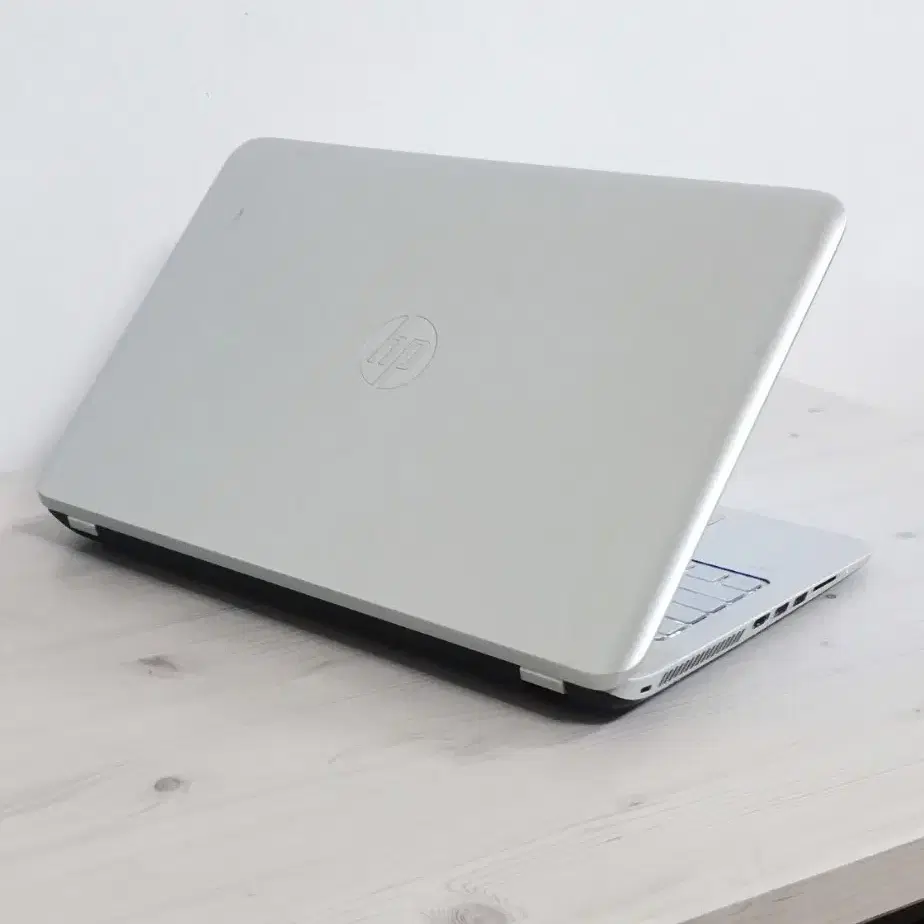 HP ENVY 15-Q214TX / 터치스크린 게이밍 노트북