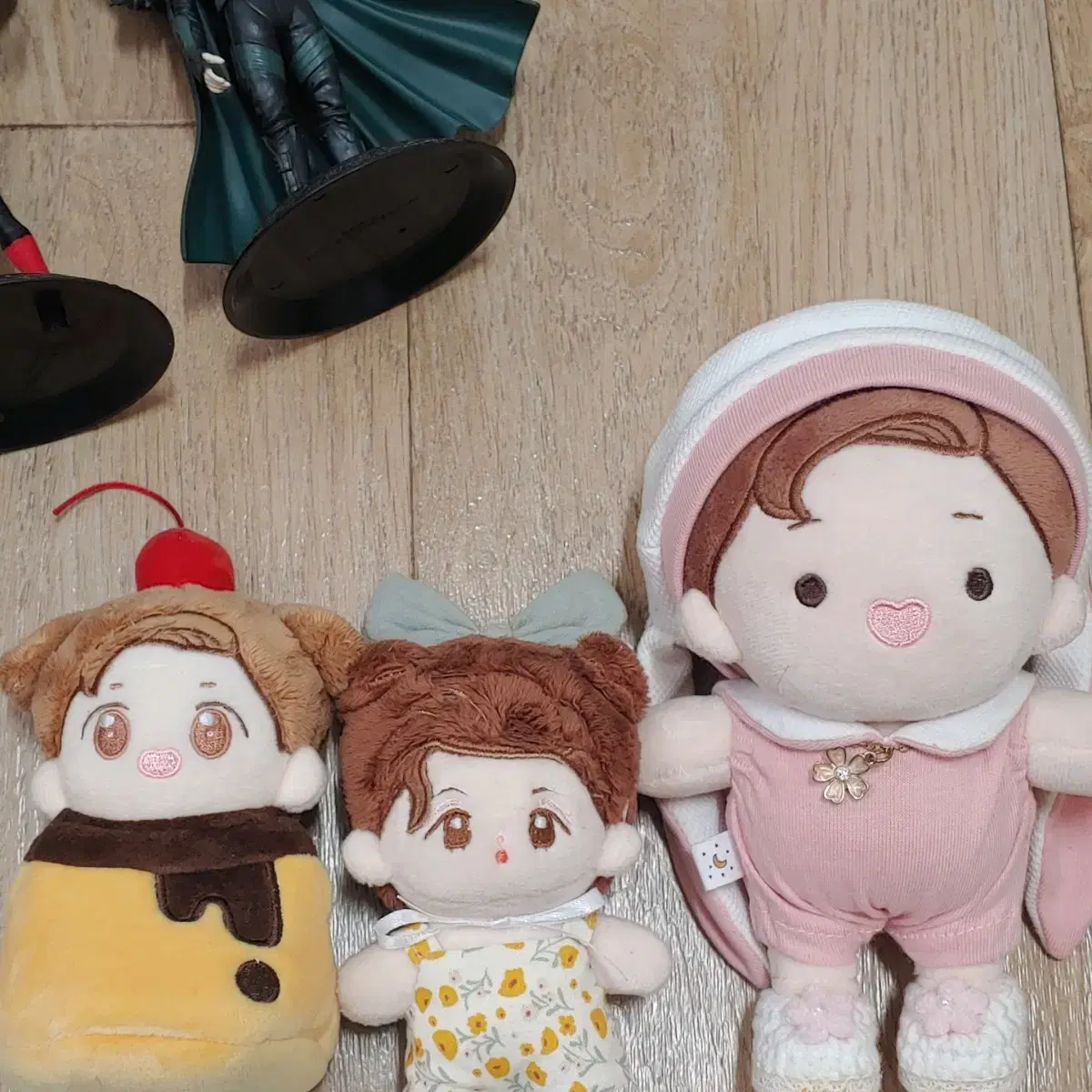 마블 인형 판매합니다. (피터 파커) 10cm, 15cm + 옷 포함