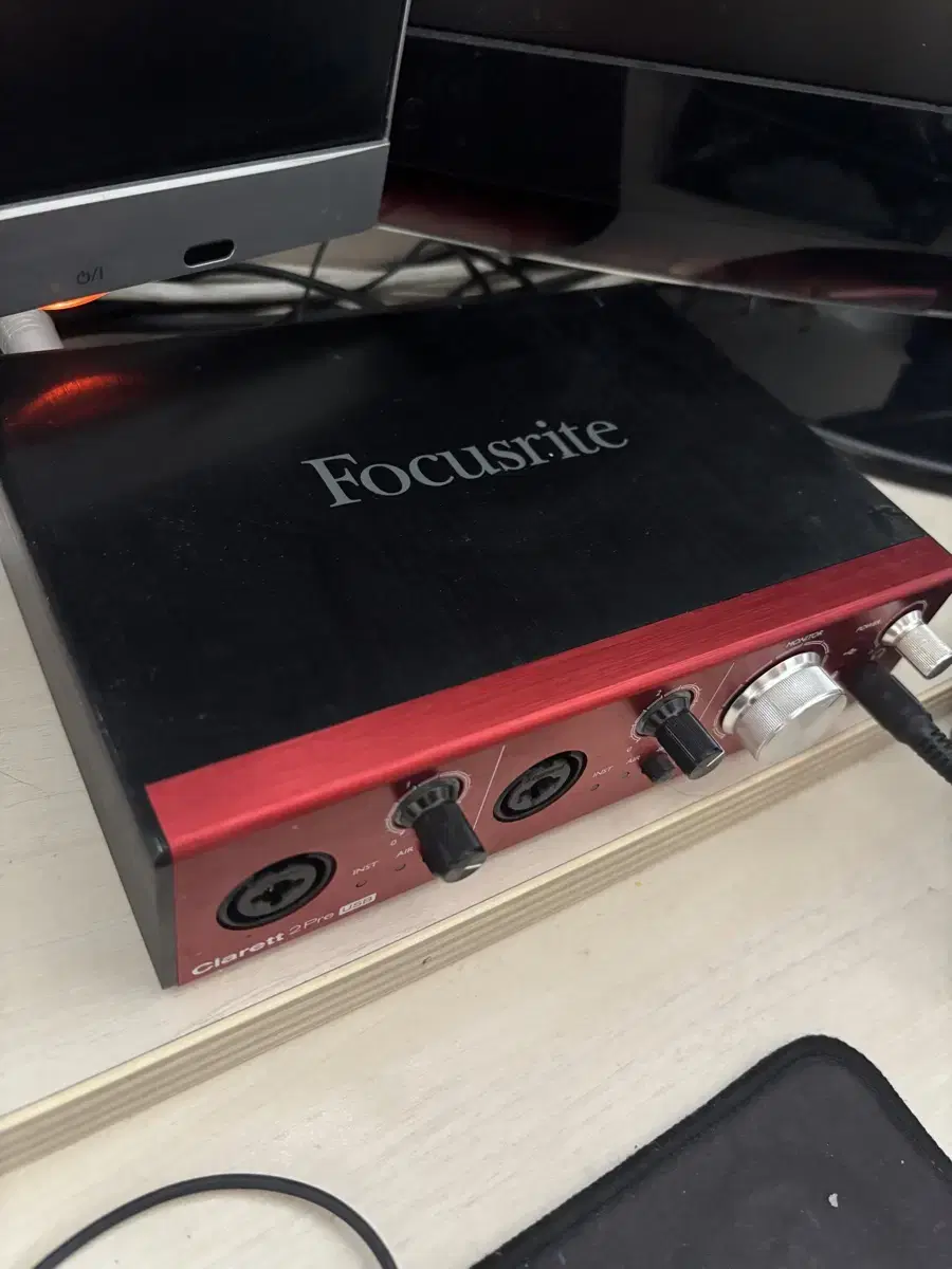 Focusrite clarett 2pre usb 오디오 인터페이스