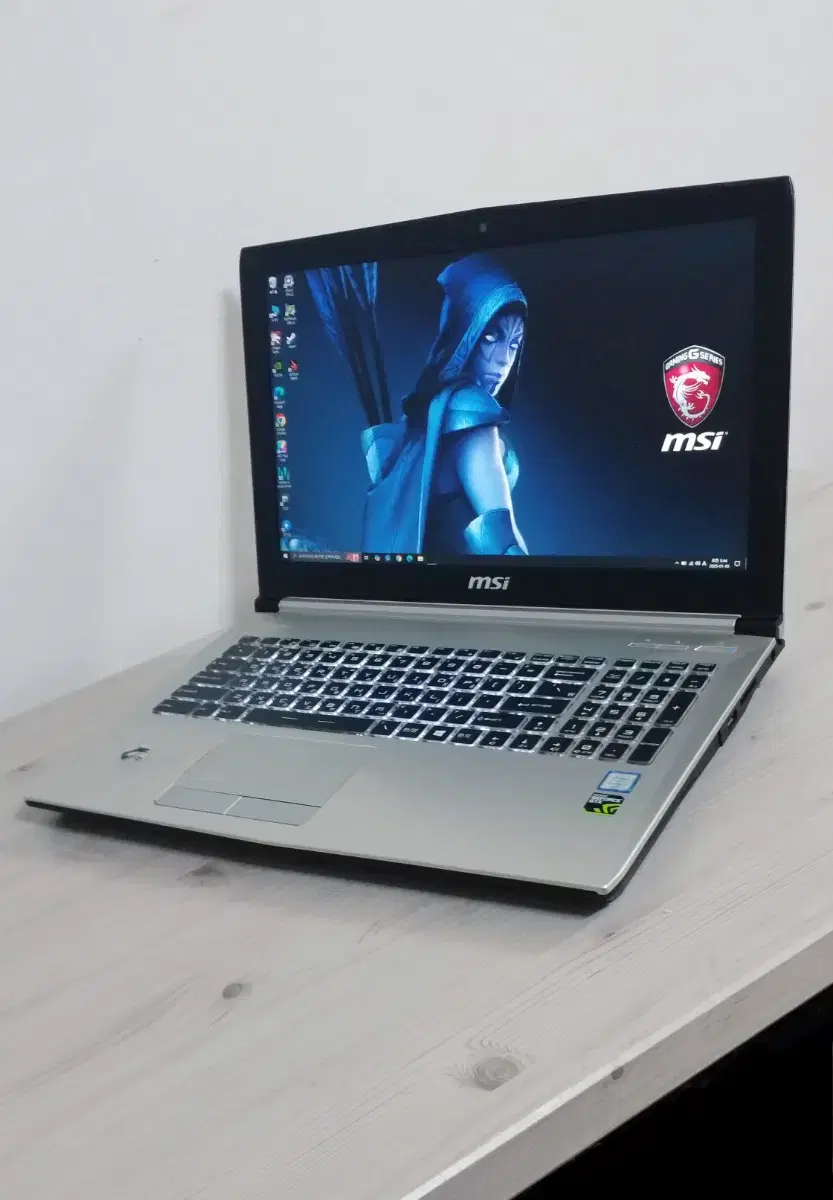 MSI Gaming/Graphics Work Laptop / PE60 6QD Prestige