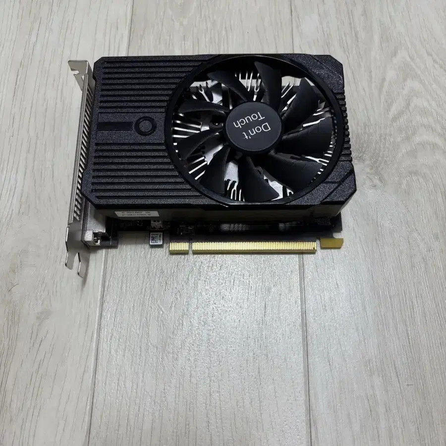 LG OEM GTX1650 4G 무전원 중고 그래픽카드