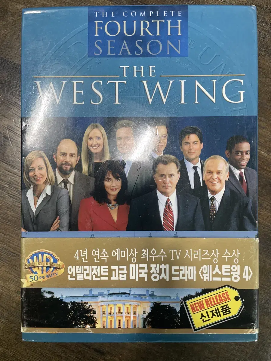 The West Wing Season 4, 6-disc DVD set