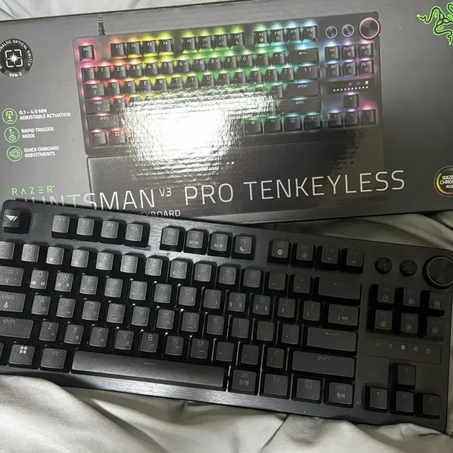 레이저 헌츠맨 V3 PRO TKL 게이밍 키보드