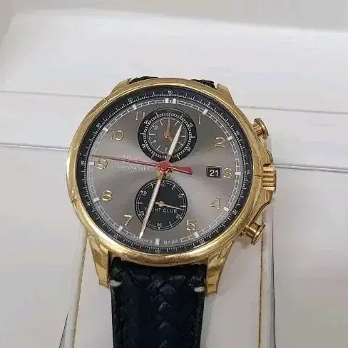 IWC 포루투기저 390209