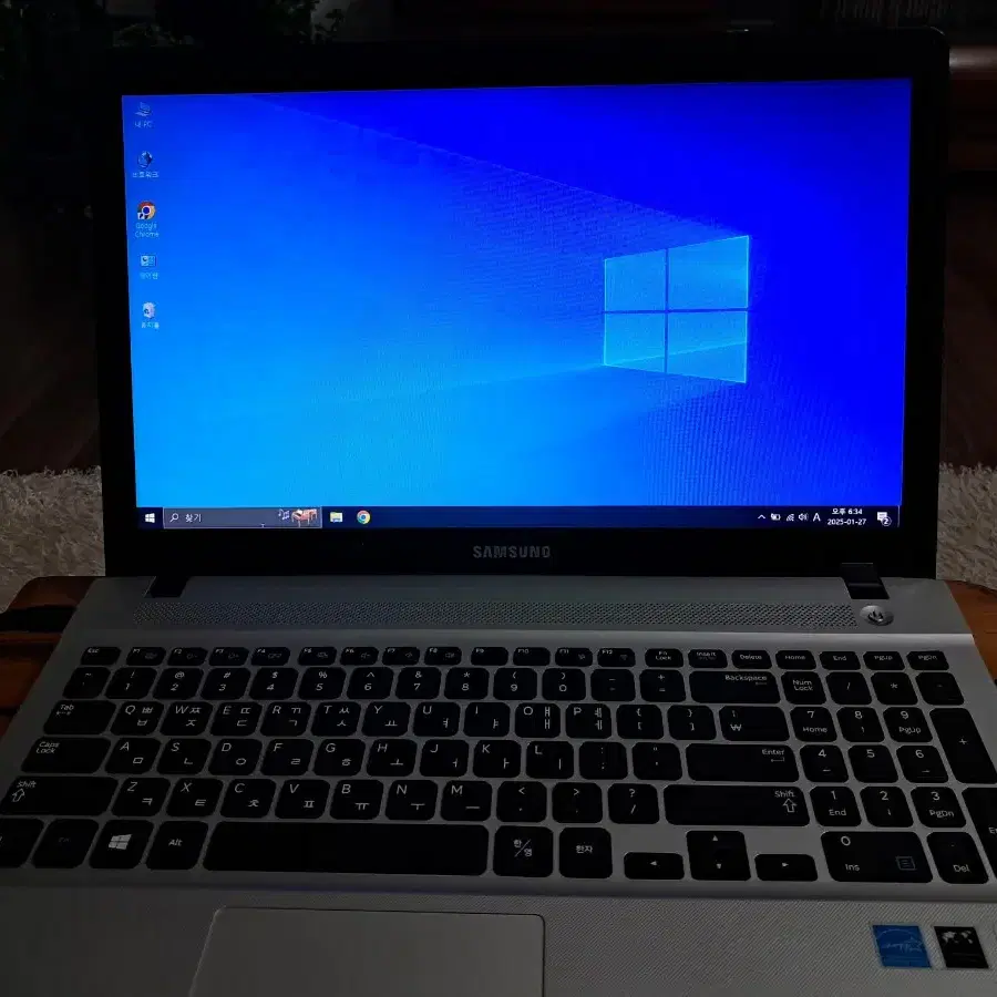 삼성 15.6" 노트북 4GB, HDD700GB, WINDOW10