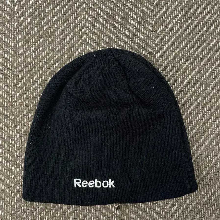 Reebok 빈티지 니트 비니 블랙 OS