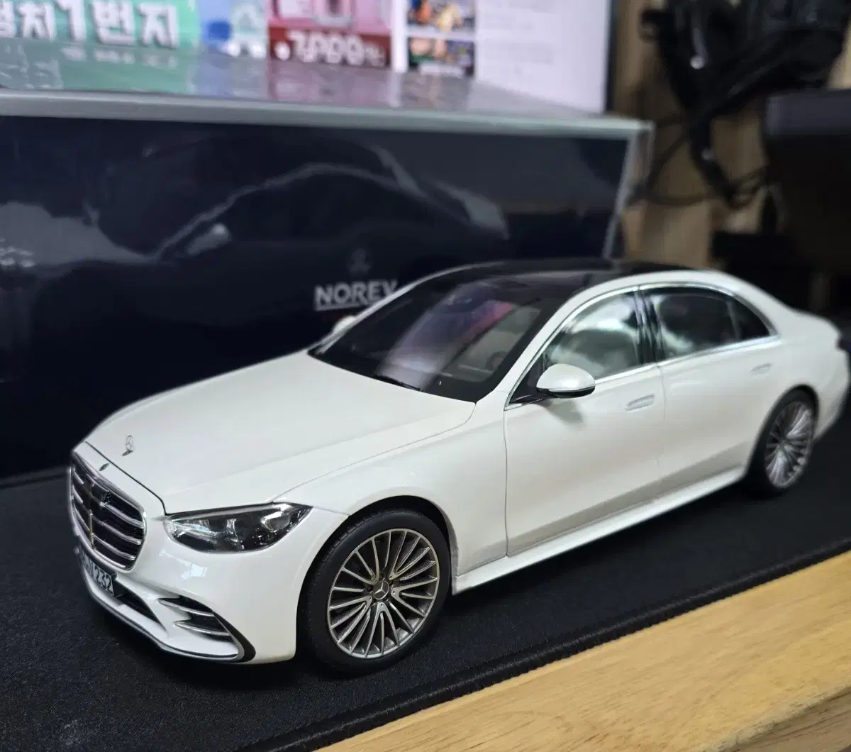 1:18 벤츠s클 w223