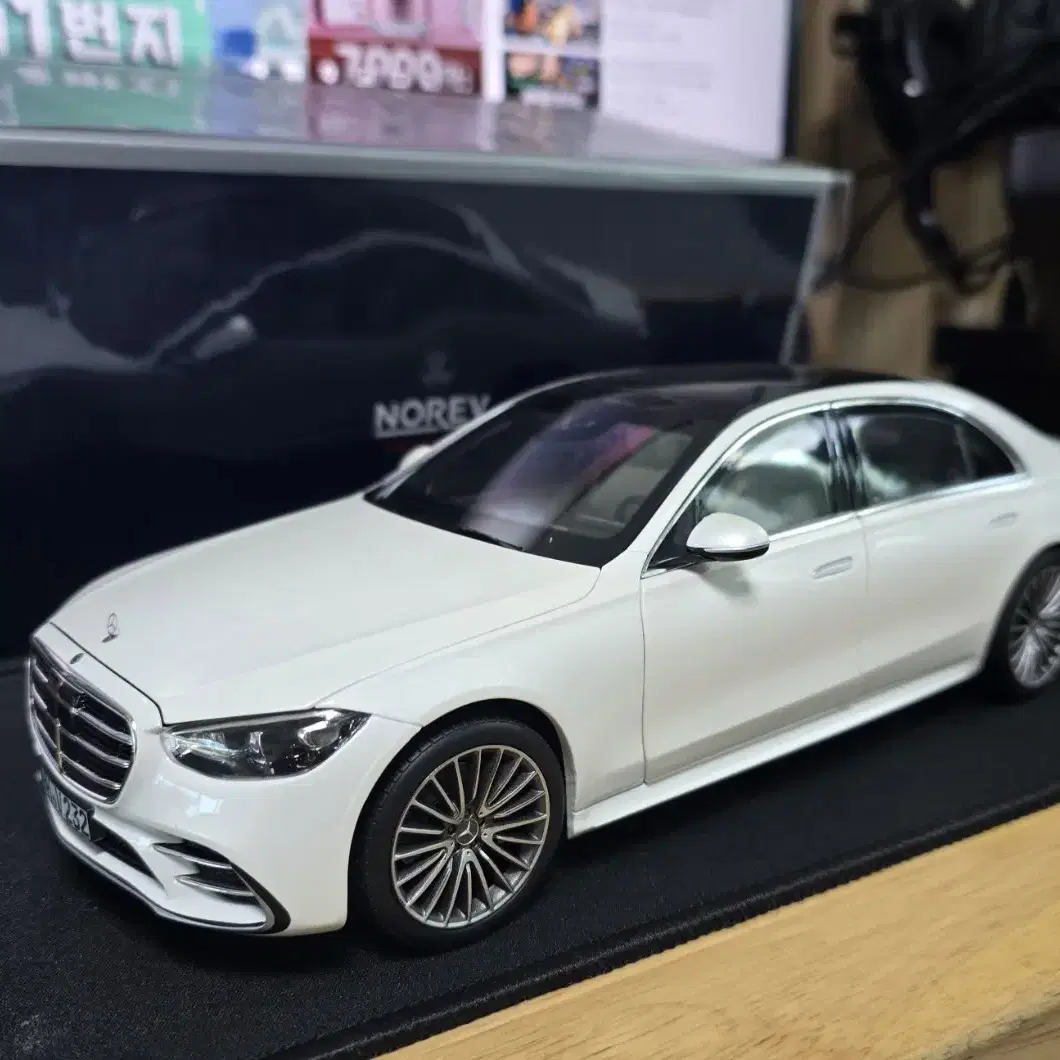 1:18 벤츠s클 w223