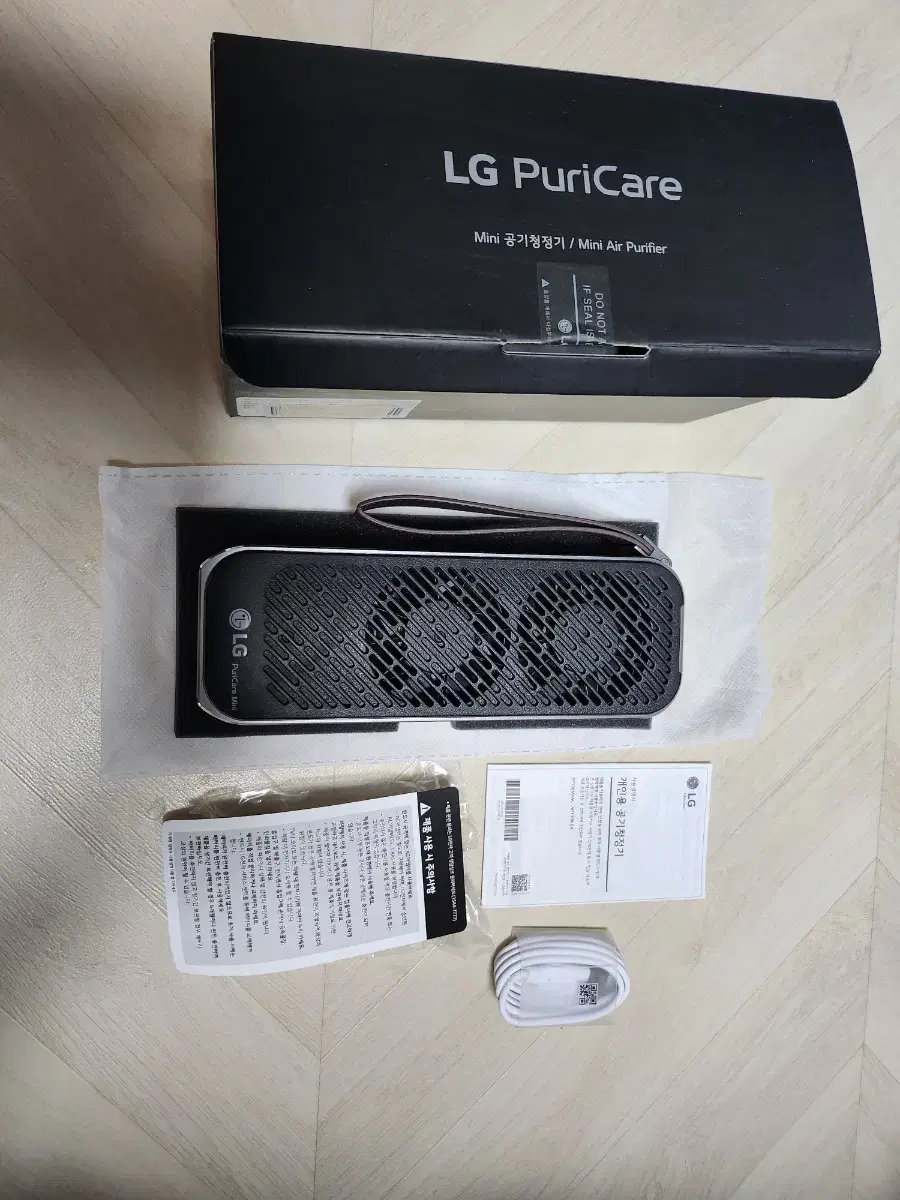 LG PuriCare Mini 엘지 퓨리케어 미니 공기청정기(1회 사용)