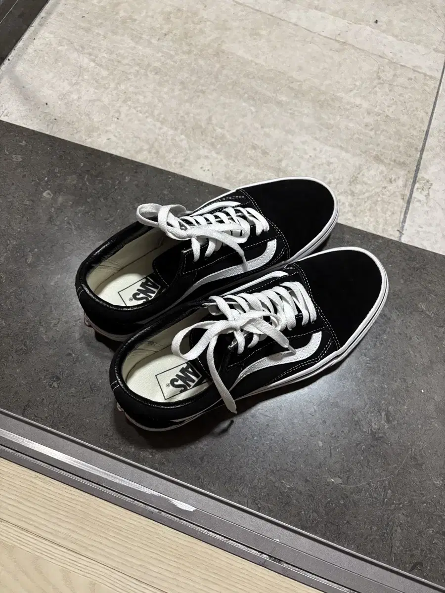 반스 VANS 올드스쿨 블랙 260