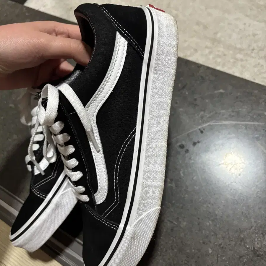 반스 VANS 올드스쿨 블랙 260