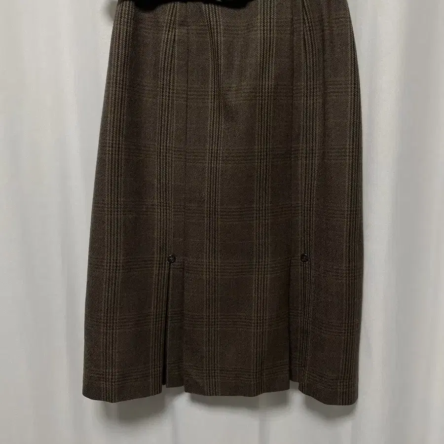 brown belt skirt