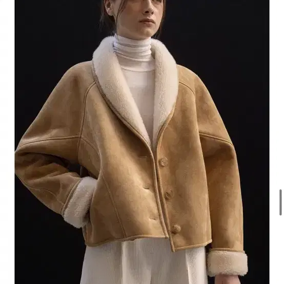 르 signature shearling jacket 무스탕 베이지 새상품