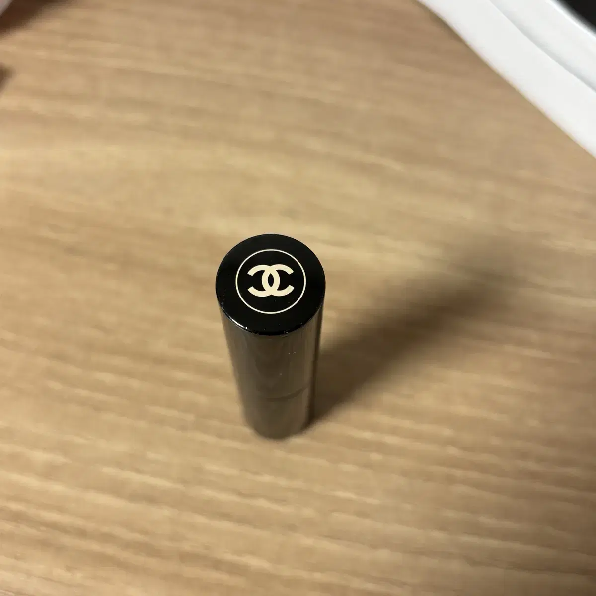 Chanel Les Beiges Healthy Glow Lip Balm Color-Intense Lipstick