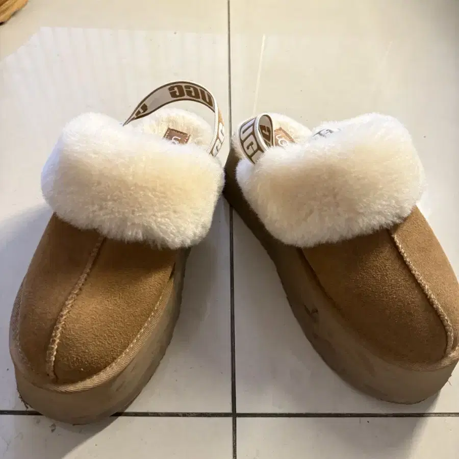 UGG 어그 펀케트 체스트넛 7