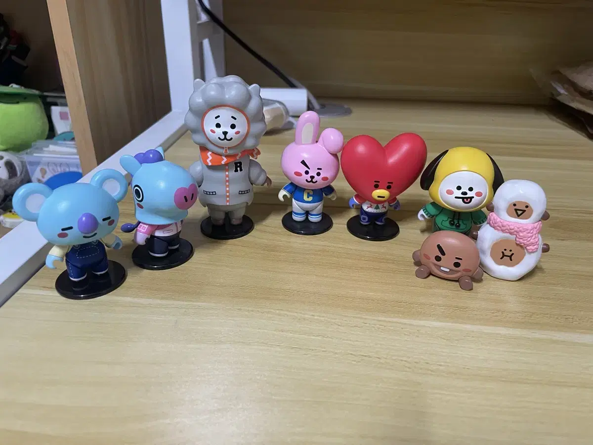 BT21