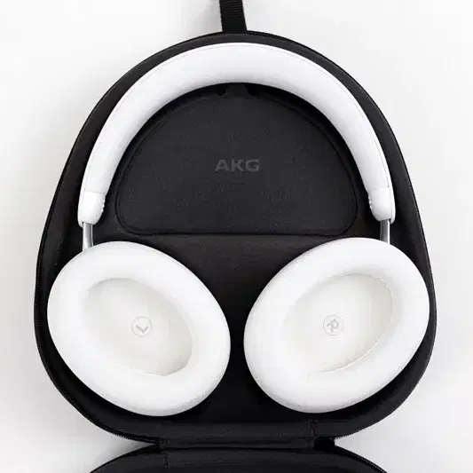 AKG N9 HYBRID 화이트 헤드폰 판매합니다.